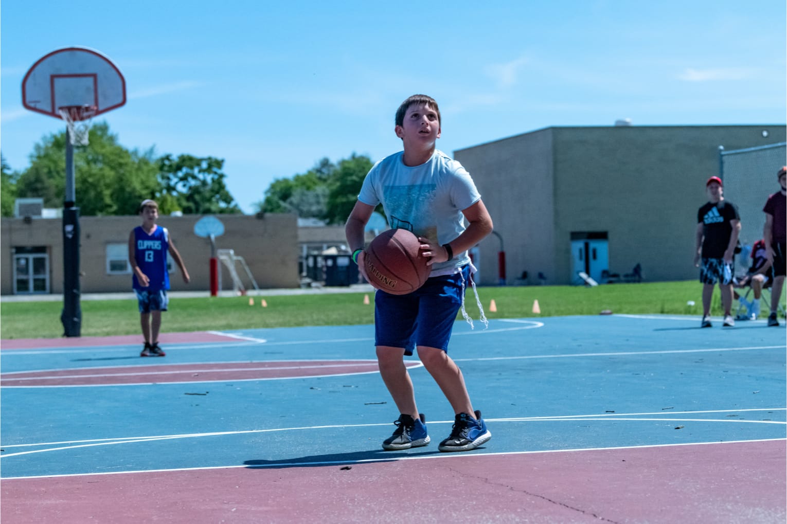 campers playing basketball